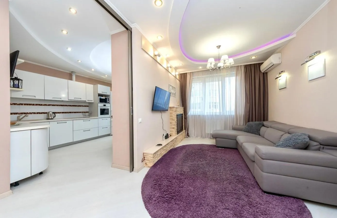 Beautiful 1 Bedroom Apartment On 1 Feodoseevskaya Street Kijev